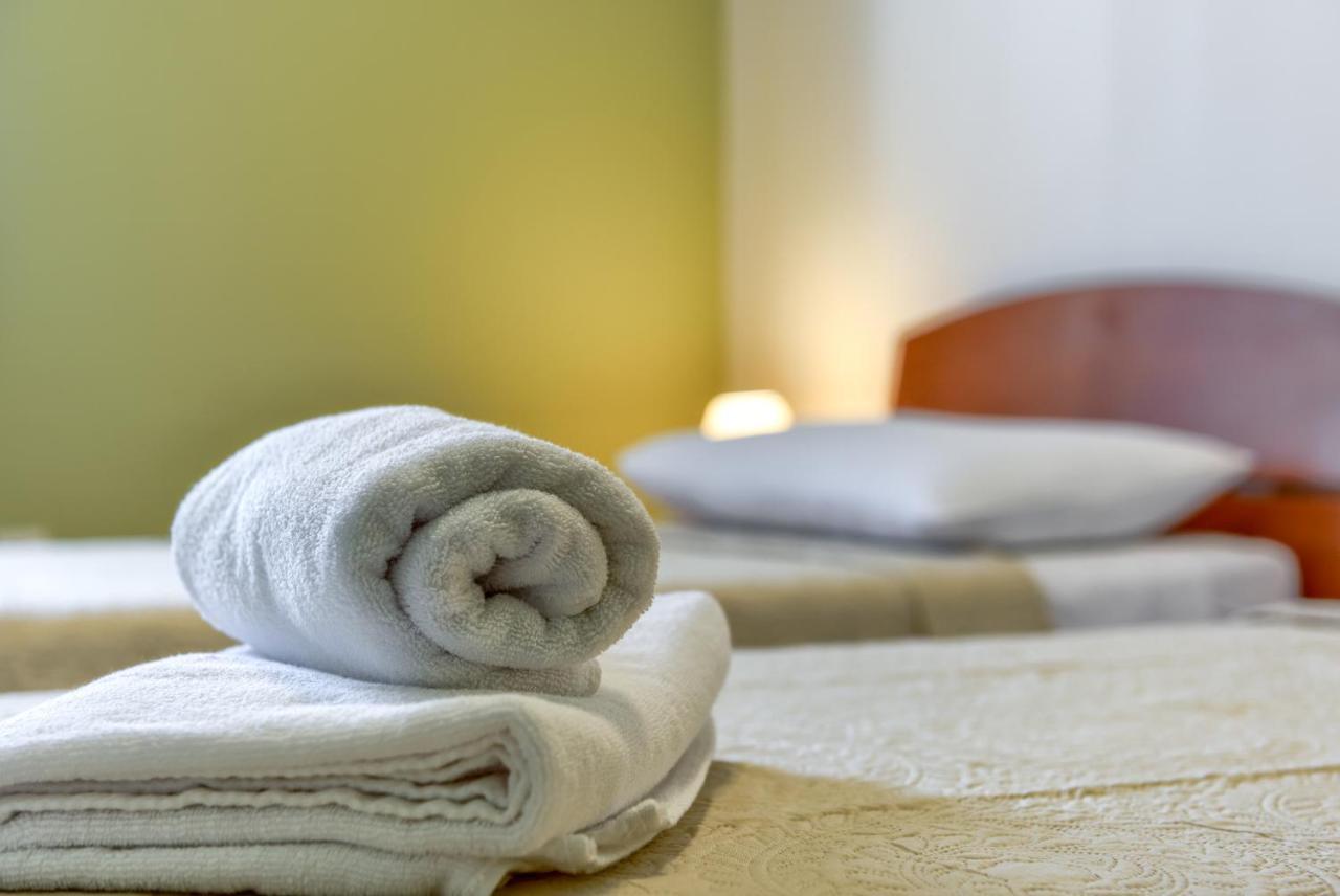 Olive Maris Apartment Петркане Екстериор снимка