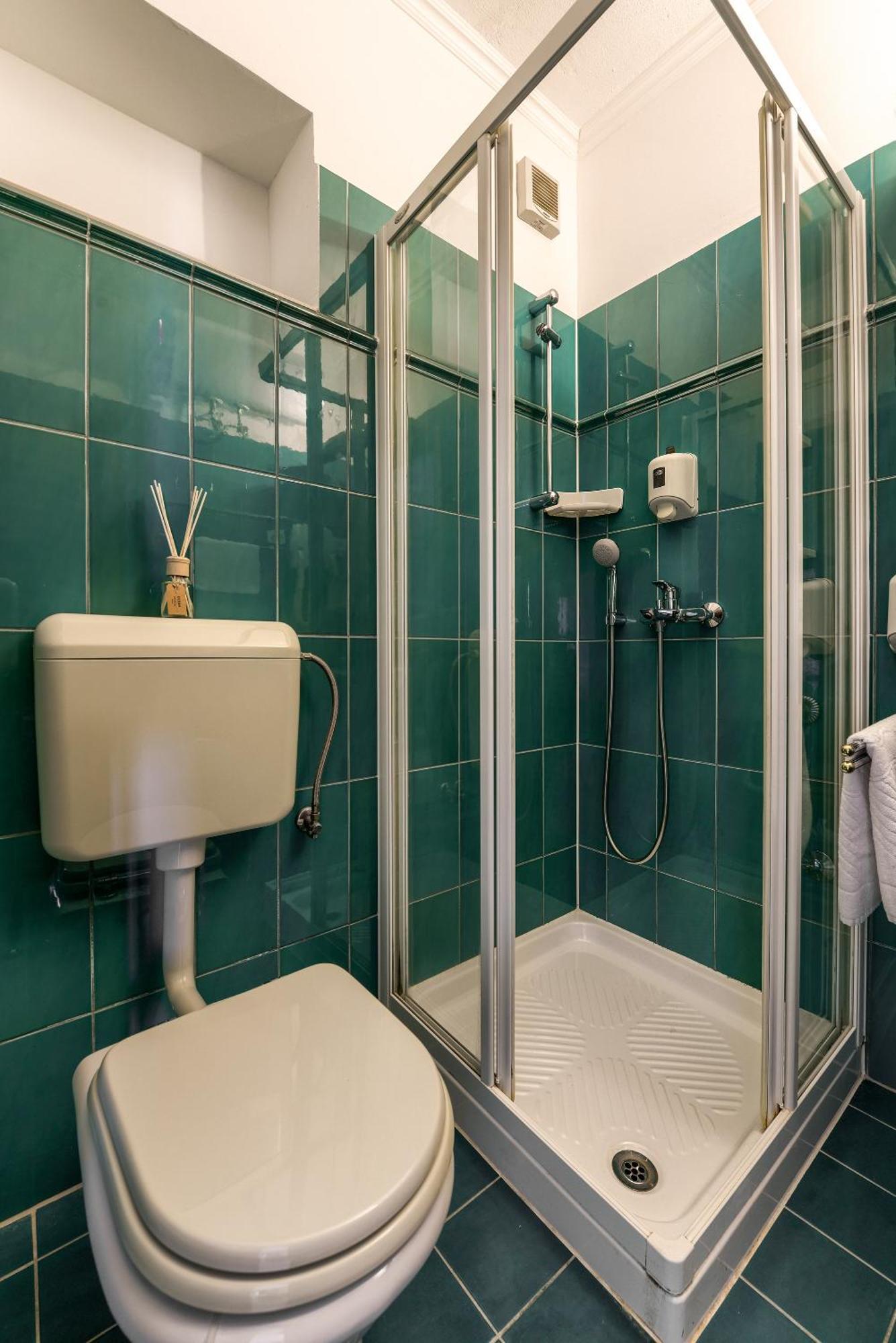 Olive Maris Apartment Петркане Екстериор снимка