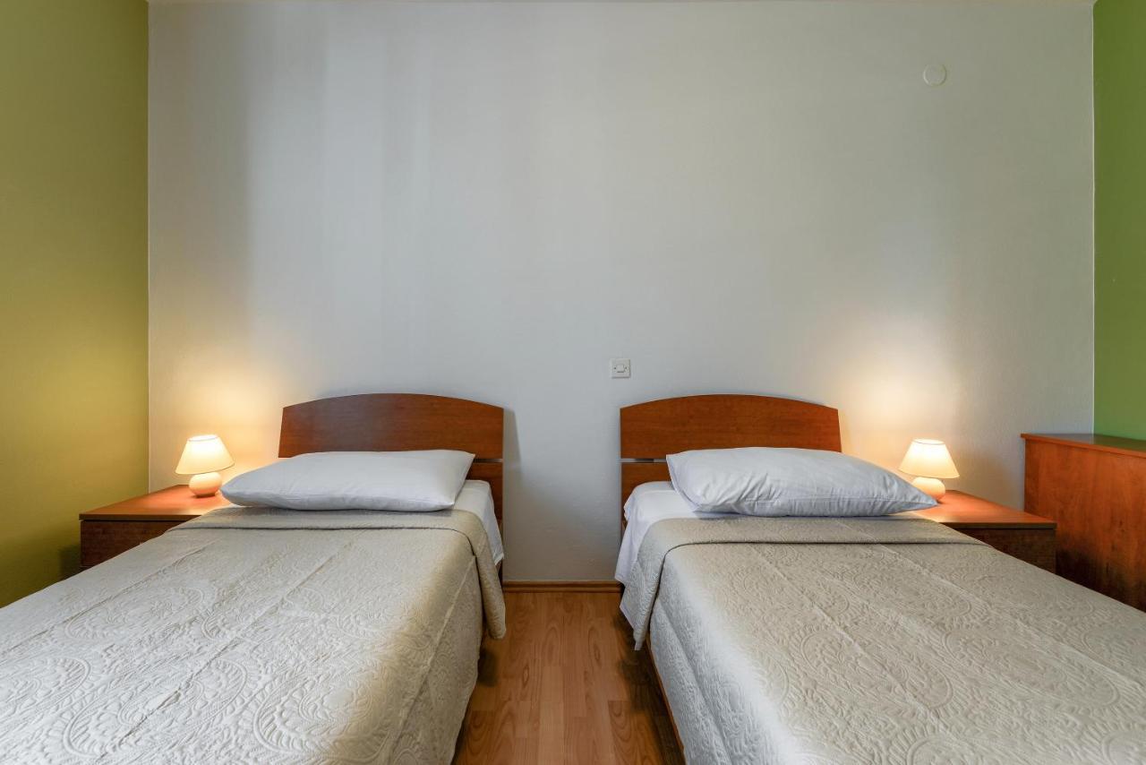 Olive Maris Apartment Петркане Екстериор снимка